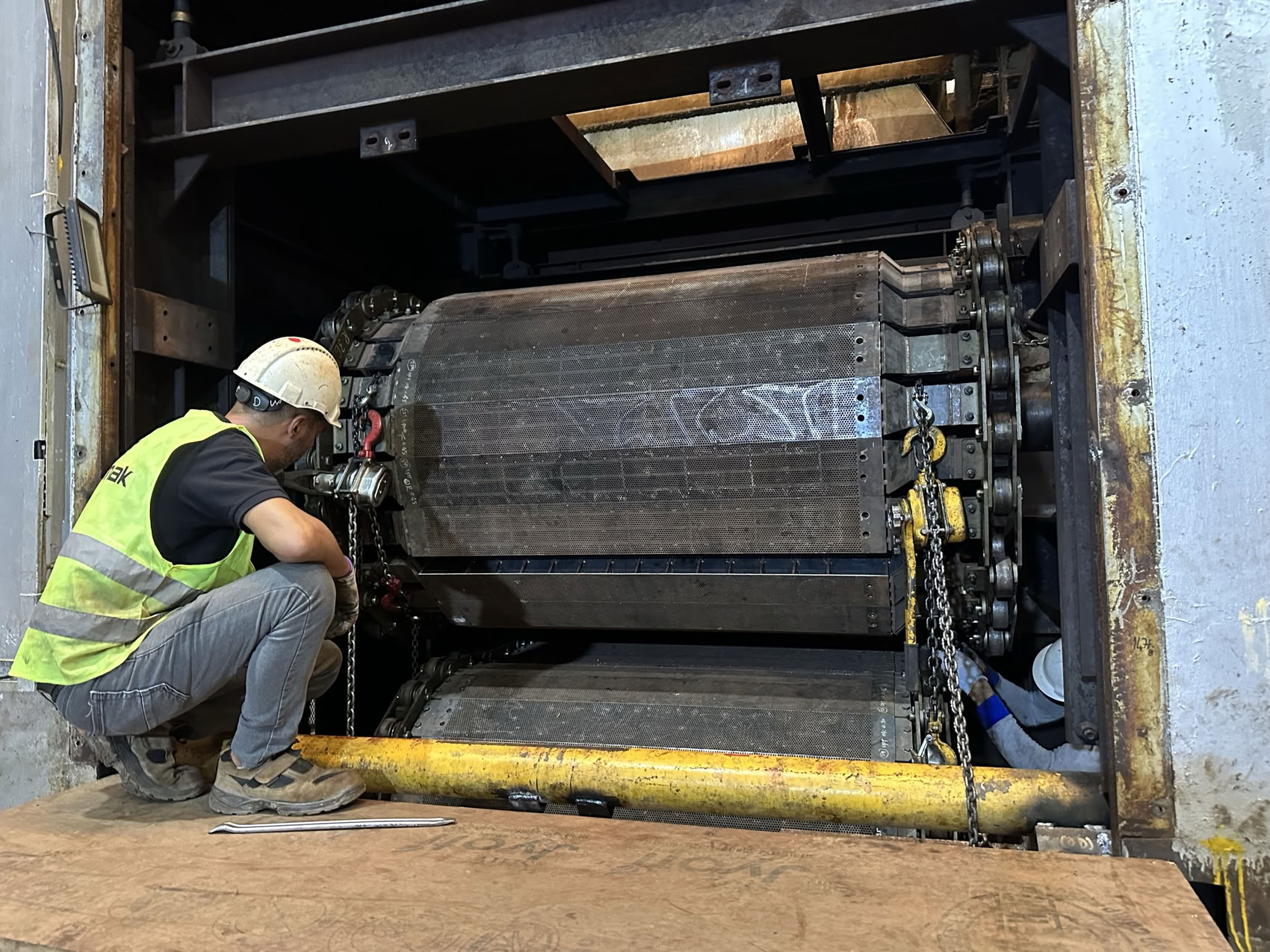 UP Twiga Fiberglass Limited - Curing Oven Upper and Lower Pallet Design Fabrication and Installation